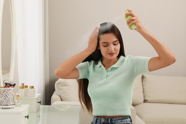 แชมพูแบบแห้ง (Dry Shampoo) ผม ผู้หญิง สระผมแห้ง