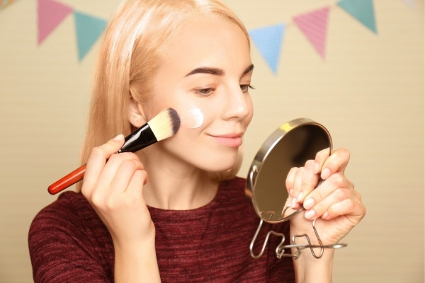 ไพรเมอร์ (Makeup Primer) ปรับสภาพผิวหน้าให้ดูดี