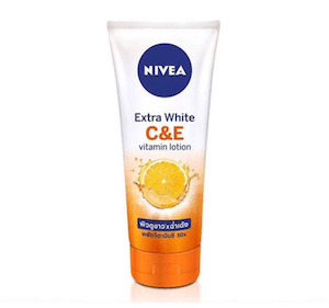 NIVEA Extra White C and E Vitamin Lotion (เอ็กซ์ตร้า ไวท์ ซี แอนด์ อี วิตามิน โลชั่น)
