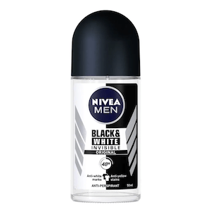 NIVEA Deo Men Invisible Black and White Roll On (ดีโอ เมน แบล็ค แอนด์ ไวท์)
