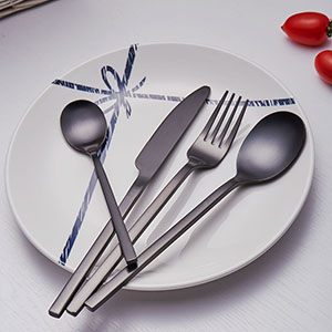 REM13 ชุดช้อนส้อมมีดสแตนเลส