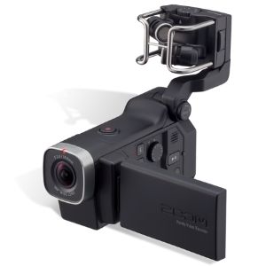 ZOOM Q8 Handy Video Recorder กล้องวีดีโอเเบบพกพาที่มีไมค์ในตัว