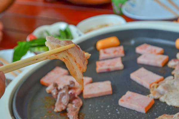 เตาปิ้งย่าง หมูกระทะ ชาบู กิน ครัว บ้าน