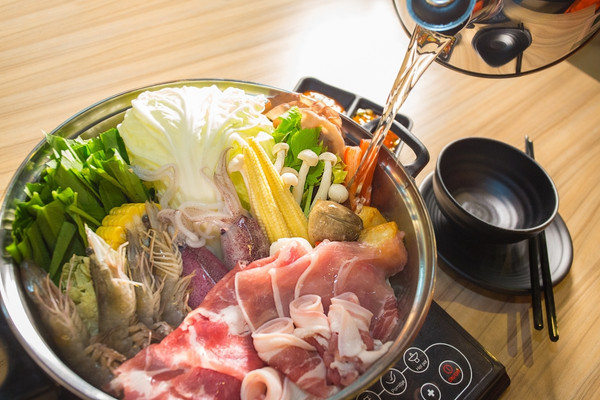 หม้อชาบู ชาบู หมูกระทะ ครัว กินชาบู
