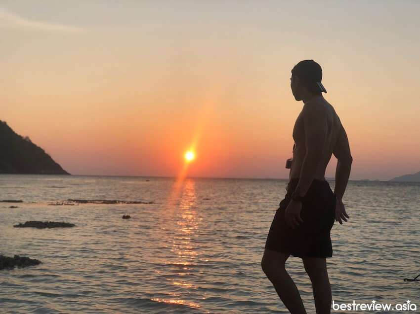 Sunset Beach จุดชมพระอาทิตย์ตกดินที่สวยที่สุด