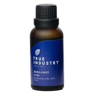 True industry น้ำมันหอมระเหย 100% มะกรูด