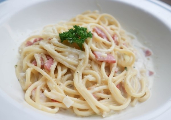 สปาเก็ตตี้เบคอนคาร์โบนารา