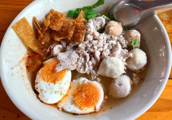 ก๋วยเตี๋ยวต้มยำหมูมะนาว