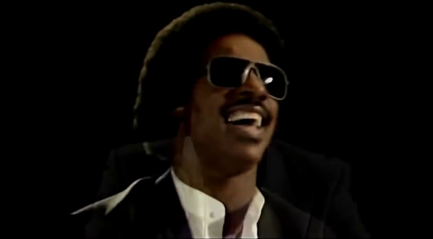 Ebony and Ivory - Paul McCartney with Stevie Wonder