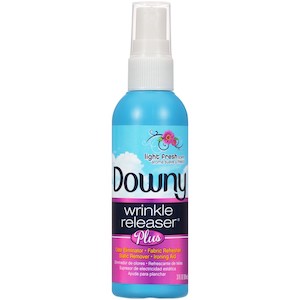 Downy Wrinkle Releaser Plus ดาวนี่สเปรย์ สเปรย์ฉีดผ้าเรียบ ลดรอยยับ