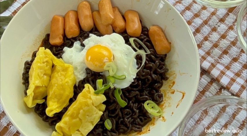 Daebak Noodles Ghost pepper มาม่าเผ็ดมาเลเซีย