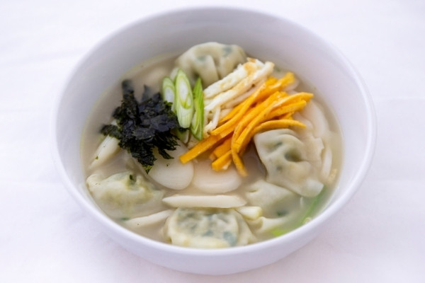 ซุปต๊อกบกกี (떡국)
