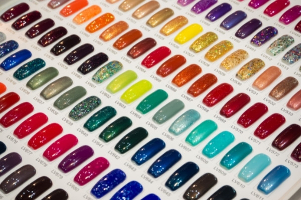 วิธีเลือก “สีเล็บ” ให้เหมาะกับเรา