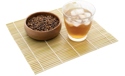มุกิฉะทำจากเมล็ดข้าวบาร์เลย์ รสชาติกลมกล่อม มีคาเฟอีนน้อย