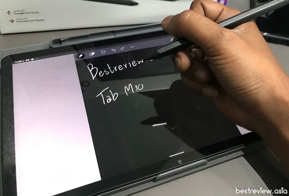 ทดสอบการเขียนด้วยปากกา Lenovo Precision Pen 2 และการวางมือลงบนหน้าจอ