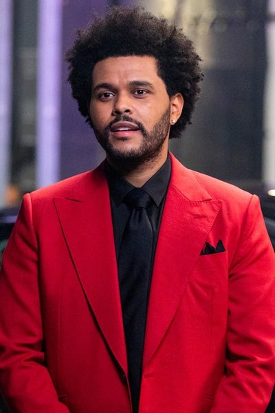 The Weeknd (เดอะวีกเอนด์)