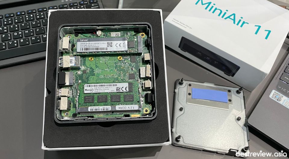 ภายในตัวเครื่องของ Geekom MiniAir 11