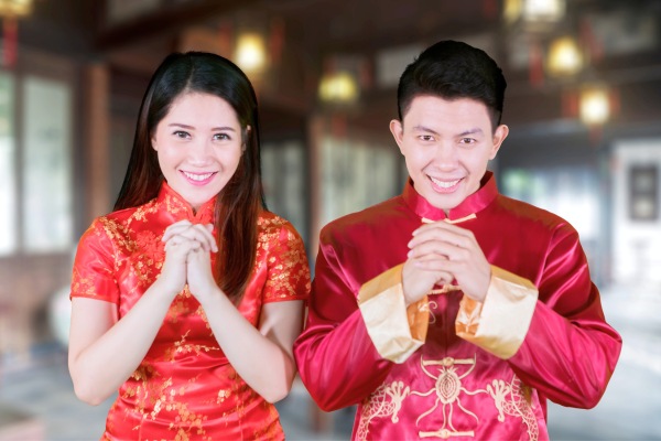 สิ่งต้องทำในวันตรุษจีน ปี 2567 เพื่อรับความเฮง ความปัง อั่งเปา ตรุษจีน เงิน ไหว้พระ